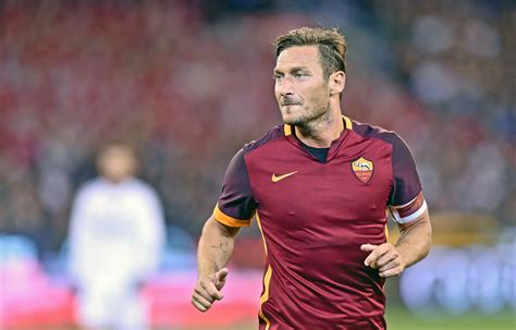 totti wallpaper 4k|francesco totti hd wallpaper.